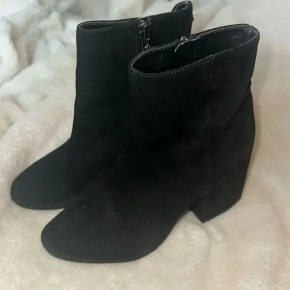 Chunky heels *10